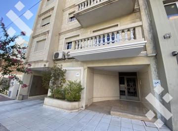 Departamento · 85m² · 5 Ambientes · 1 Cochera · Venta Departamento de Tres Dorm. con Cochera en Neuquén