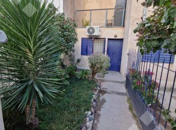 Casa · 48m² · 5 Ambientes · Venta Casa 4 Dorm., Anibal Troilo Al 1800 - Cipolletti