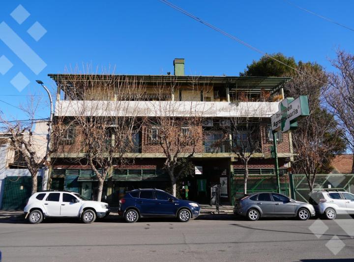 Edificio · 1112m² · 2 Cocheras