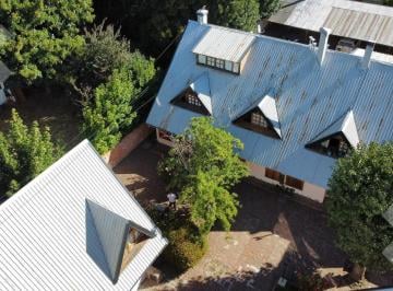 Casa · 120m² · 4 Ambientes · 1 Cochera · Venta Casa 3 Dorm. - Casco Centrico - San Martin de Los Andes