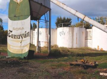 Bodega-Galpón · 2300m² · En Venta, Predio de 3.31 Ha, Frente a Ruta 22, General Roca