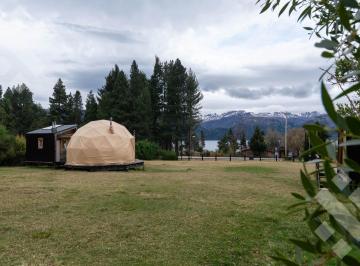 Hotel · 984m² · 22 Dormitorios · Glamping, Hostel y Cabañas en Villa Traful