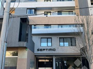 Departamento · 226m² · 7 Ambientes · 2 Cocheras · Venta de Piso Completo 4 Dorm. con 2 Cocheras, Centro Cipolletti
