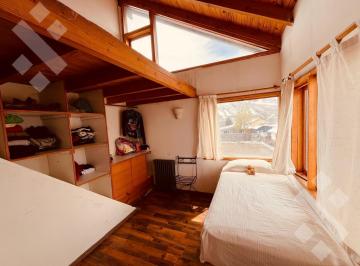 Casa · 67m² · 4 Ambientes · Venta Cabaña en Caviahue, con Cercania Al Lago