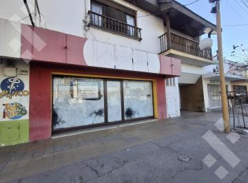 Local comercial · 375m² · 8 Ambientes · 2 Cocheras · Local en Villa Regina Cipolletti 200