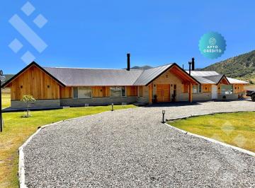 Casa · 203m² · 4 Ambientes · Venta Casa - Apta Credito - 3 Dorm. - Bº Peñon del Lolog - San Martin de Los Andes