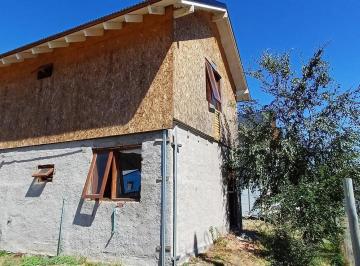 Casa · 240m² · Venta 3 Cabañas a Terminar - B.º Altos de La Vega - San Martin de Los Andes