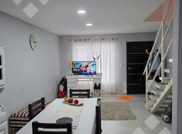 PH · 70m² · 3 Ambientes · 1 Cochera · Venta - Dúplex 2 Dorm. | Plottier