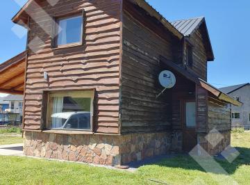 Casa · 130m² · 5 Ambientes · Venta Cabaña 3 Dormi - Cavihaue