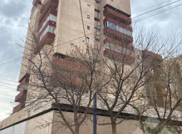 Garage · 12m² · Venta Cochera en Edificio - Pleno Centro de Cinco Saltos