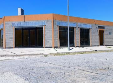 Local comercial · 352m² · 3 Ambientes · 1 Cochera · En Venta Local Comercial con Cámara Frigorífica Depto | Altos de Alberdi 1 - Plottier/neuquen