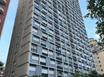 Departamento de 1 ambiente, Mar del Plata · Monoambiente Totalmente Reciclado - Frente a Plaza Colón