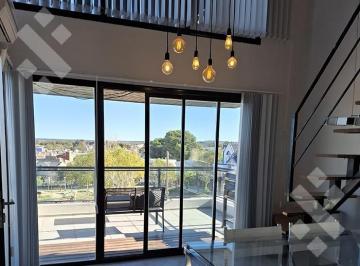 Departamento · 52m² · 3 Ambientes · 1 Cochera · Loft en Pa con Balcón