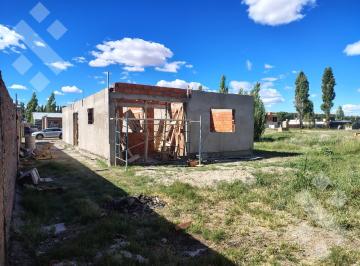Casa · 4 Ambientes · En Venta | Casa de 3 Dorm. | en Pozo | Los Cerezos II | Plottier