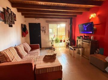 PH · 180m² · 2 Dormitorios · 1 Cochera · Venta de Duplex en Barrio L Dolfina Plottier