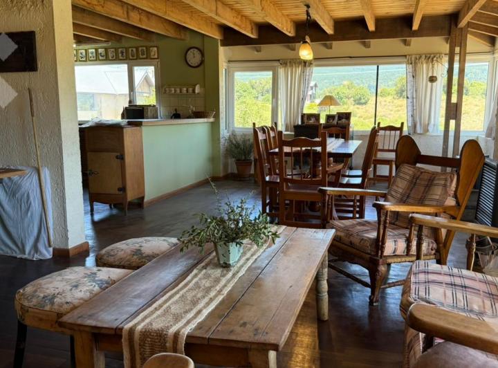 Casa · 1677m² · 3 Ambientes