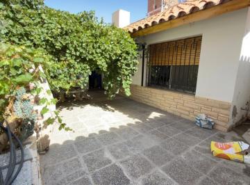 Departamento · 220m² · 6 Ambientes · 3 Cocheras · Departamento en El Progreso