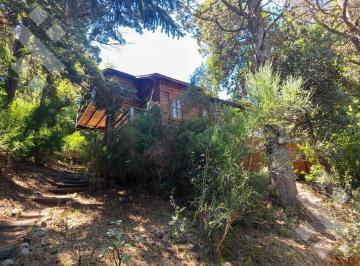 Casa · 120m² · 3 Ambientes · 1 Cochera · Venta 2 Cabañas en Espejo - Av Arrayanes Al 1000 - Villa La Angostura