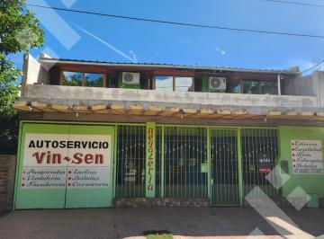 Casa · 300m² · 8 Ambientes · En Venta, Casa y Local Comercial, San Isidro, Rio Negro