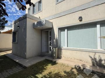 Casa · 202m² · 5 Ambientes · 1 Cochera · Venta - Casa de 4 Dorm. | B° Capricho del Sol | Centenario | Neuquén
