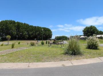 Terreno · 1111m² · Venta Lote B° Canales de Plottier
