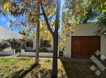 Casa · 70m² · 5 Ambientes · 1 Cochera · Venta de Casa 3 Dormi - B° La Sirena - Neuquen Capital
