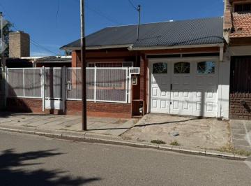Casa · 513m² · 7 Ambientes · 1 Cochera · En Alquiler | Casa de 5 Dorm. | Barrio La Sirena | Neuquén