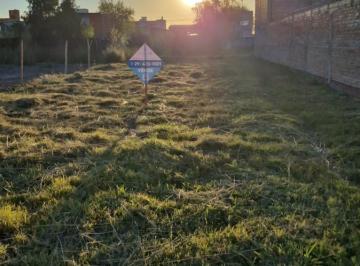 Terreno · 405m² · Lote de 405 m² en Calle J. J Valle N°1956 - B° Verdecchia - Gral Roca