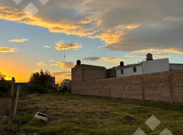 Terreno · 405m² · Lote de 405 m² en Calle J. J Valle N°1956 - B° Verdecchia - Gral Roca
