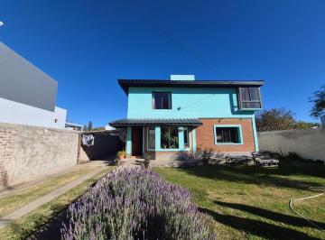 Casa · 163m² · 2 Dormitorios · 1 Cochera · En Venta | Casa de 2 Dorm. | Barrio Los Nogales | Plottier