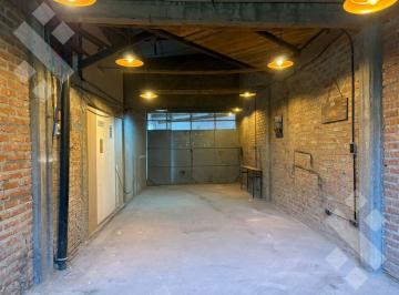 Edificio · 48m² · Depósito en Alquiler, Confluencia, Neuquén