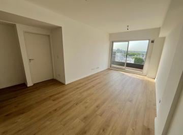 Bodega-Galpón · 72m² · 3 Ambientes · Venta Semipiso 3 Ambientes con Balcón Corrido en Piso Alto en Villa Urquiza
