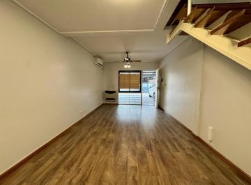 Departamento · 77m² · 3 Ambientes · 1 Cochera · Ph - Duplex, Cochera y Patio.