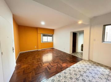 Departamento · 40m² · 2 Ambientes · Dos Ambientes con Bajas Expensas en Alquiler