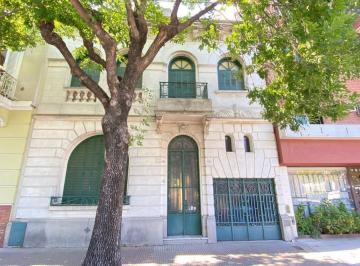 Casa · 180m² · 5 Ambientes · 1 Cochera · Casa en Venta - Villa Pueyrredon - 5 Amb - Jardin