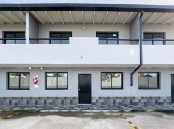 Casa · 80m² · 3 Ambientes · 1 Cochera · Duplex en Alquiler 3 Ambientes Ezeiza