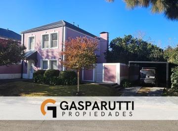 Casa · 140m² · 4 Ambientes · 6 Cocheras · Casa en Venta en Barrio Septiembre, Escobar. Apto Credito