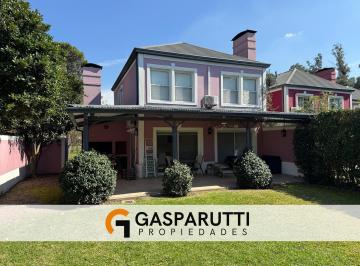 Casa · 140m² · 4 Ambientes · 6 Cocheras · Casa en Venta en Barrio Septiembre, Escobar. Apto Credito