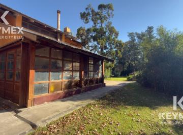 Casa · 138m² · 3 Ambientes · 1 Cochera · Casa de 2 Dorm. y Piscina/pileta en Venta en City Bell
