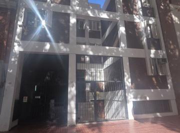 Departamento de 2 ambientes, Ciudad de Mendoza · Av Godoy Cruz / Peru
