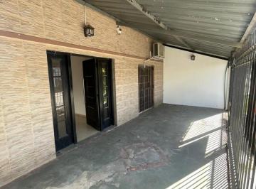 Casa · 90m² · 3 Ambientes · 1 Cochera · Casa Ezeiza, San Martin 22