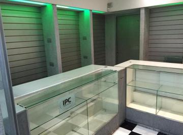 Local comercial · 42m² · Venta Local en Centro Reciclado y Equipado 42 m²