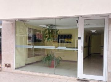 Bodega-Galpón · 33m² · 2 Ambientes · Alquiler Departamento 2 Ambientes Centro Escobar
