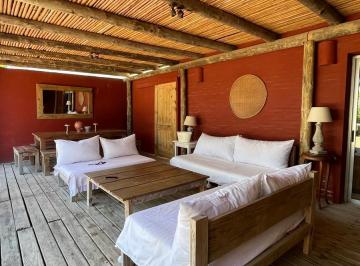 Casa · 105m² · 4 Ambientes · Casa en Montoya