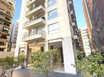 Bodega-Galpón · 113m² · 4 Ambientes · 1 Cochera · Departamento de 4 Amb con Cochera en La Torre Austria Plaza