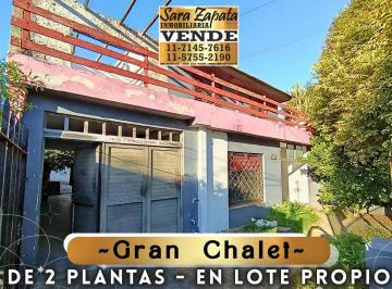 Casa Venta de 7 ambientes · Gran Chalet 7 Ambientes de Dos Plantas en Lote Propio Florencio Varela Vende Sara Zapata