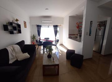 Departamento · 46m² · 3 Ambientes · 1 Cochera · Venta Departamento 3 Ambientes con Balcon y Cochera en Wilde