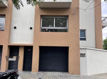 Departamento · 70m² · 2 Ambientes · 1 Cochera · Triplex 2amb con Cochera y Patio en Ezpeleta