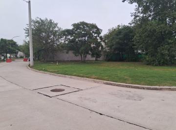 Terreno · 301m² · Terreno en Venta en Jardín de Las Tejas, Zona Sur, Colindante a Tejas 2. Apto Dúplex