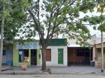Casa · 200m² · 2 Dormitorios · 1 Cochera · Casa en Venta 2 Dorm 2 Locales, Av Principal, Comercial, Leartes, B° Talleres Sud
